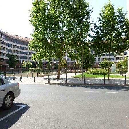 Manzanera, Junto Ayuntamiento Y Riojaforum Logrono Luaran gambar